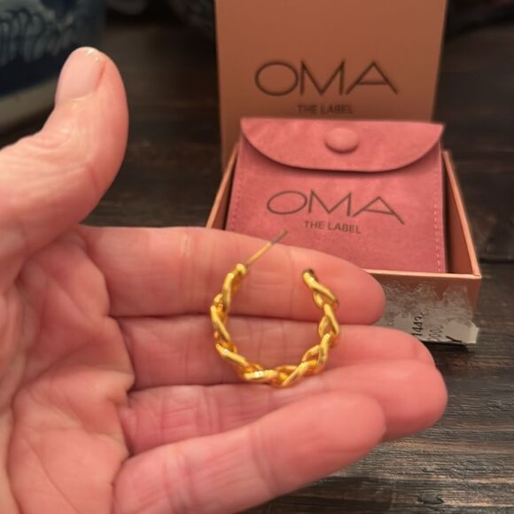 OMA The Label Chainlink Earring (no back) - Picture 3 of 4